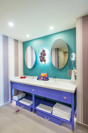Bathroom 5, The Land Of Legends Kingdom Hotel, Serik