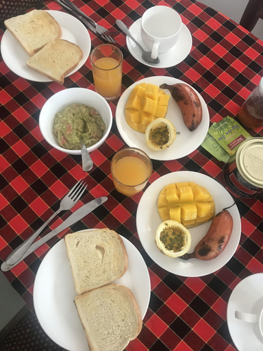 Food & Drinks 4, Hakuna Matata Guest House, Kusini