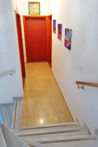 Others 5, Miracle Luxury Apartments, Sarandës