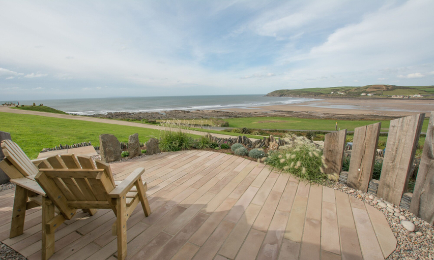 Others 5, Beach Breeze Croyde 2 Bed, Sleeps 4-5, Sea Beach Views, Devon