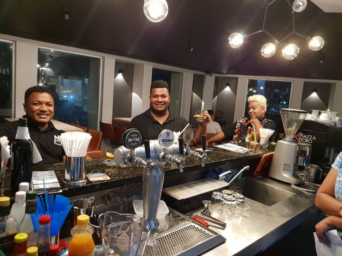 Food & Drinks 5, Peninsula International Hotel, Rewa