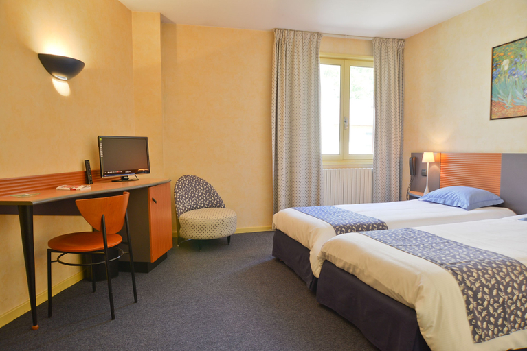 Bedroom 3, Hôtel Rolland, Ain