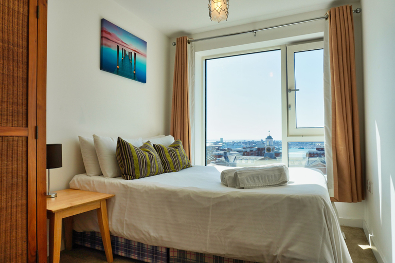 Bedroom 2, Gunwharf Quays Apartments, Portsmouth
