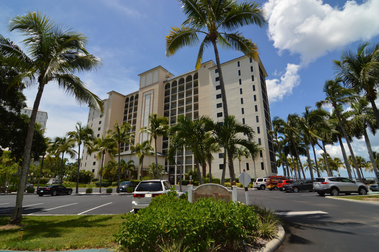 Exterior & Views 2, Resort Harbour Properties, Lee