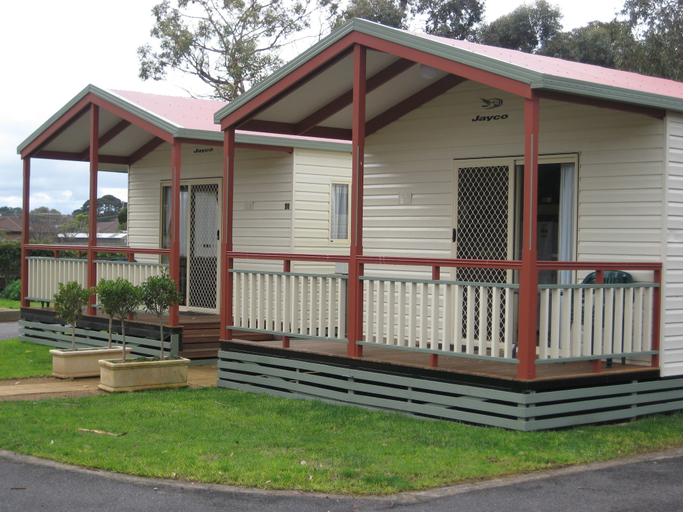 Exterior & Views 2, Warrnambool Motel and Holiday Park, Warrnambool