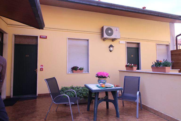 Exterior & Views 2, Albergo Al Corso, Milano