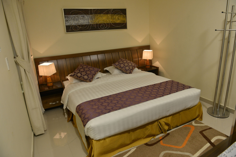 Bedroom 2, The First Tower Hotel Apartment, Al Jubail