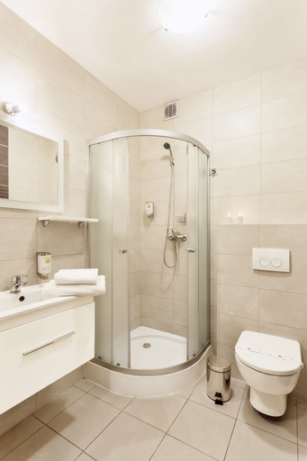 Bathroom 4, Modrzewiowy Dwor, Tarnowskie