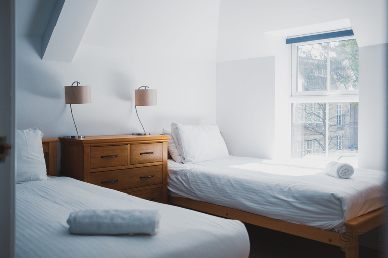Bedroom 2, Manor Apartments, Bournemouth