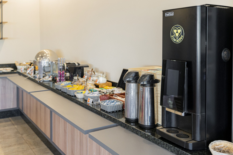 Food & Drinks 4, Hus Hotel Dourados, Dourados