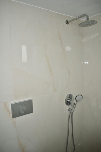 Bathroom 5, Kripis Studio Pefkohori, Central Macedonia