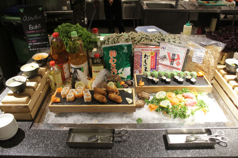 Food & Drinks 27