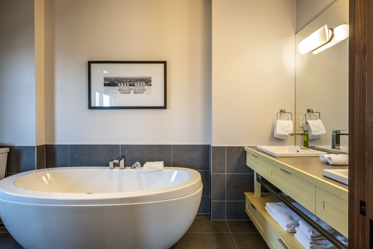 Bathroom 4, Suites Sur Lac, Les Laurentides