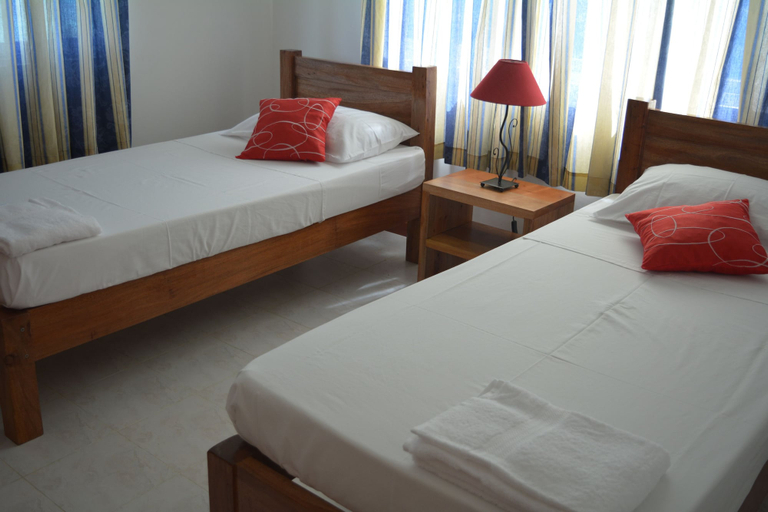 Bedroom 2, ManFiyo