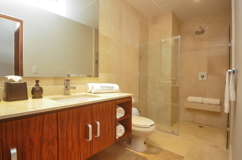 Bathroom 4, Terrazas 104 by Vimex, Cozumel