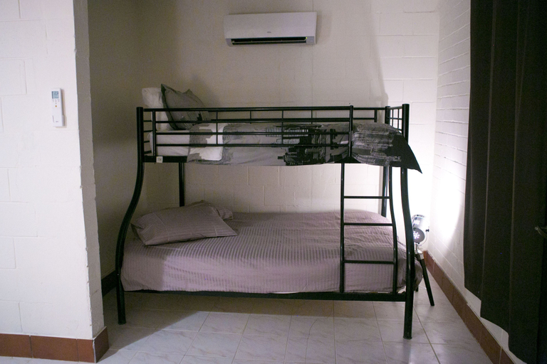 Bedroom 3, Breakaway Views, Coober Pedy