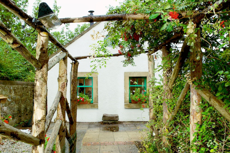 Exterior & Views 2, Garden Suite Edinburgh, Edinburgh