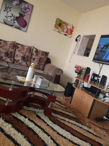 Others 4, A home away from home, Kiambaa
