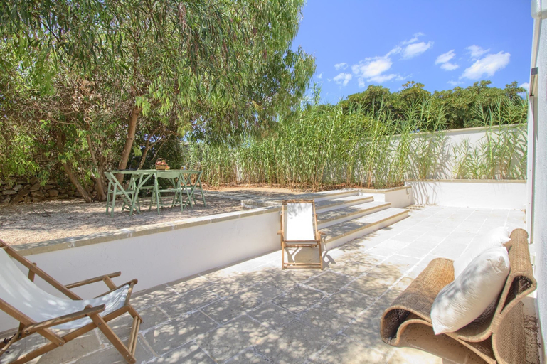Others 5, Rifugio Private sea Access, Lecce
