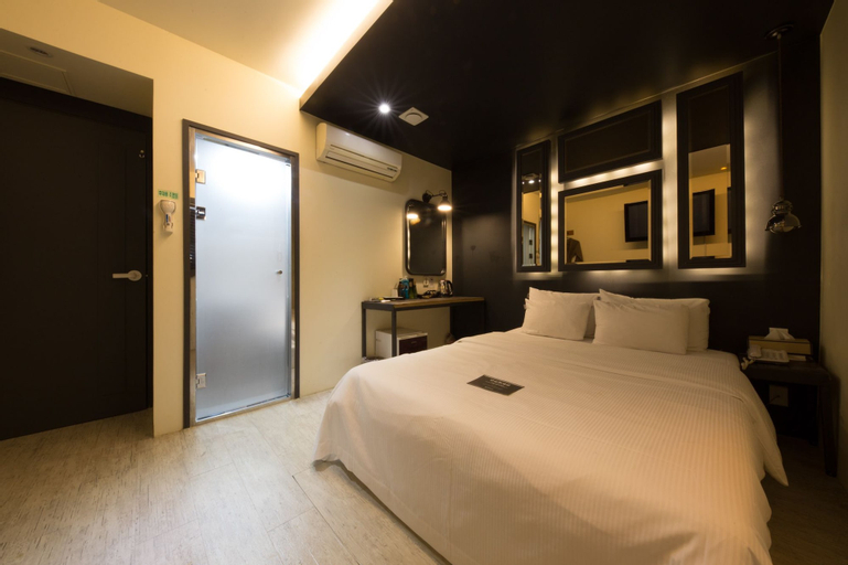 Achasan Station Wall Hotel, Gwang-jin