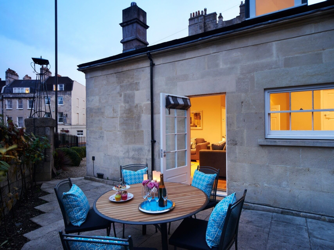 Bath Circle Camden Lodge House, Bath and North East Somerset