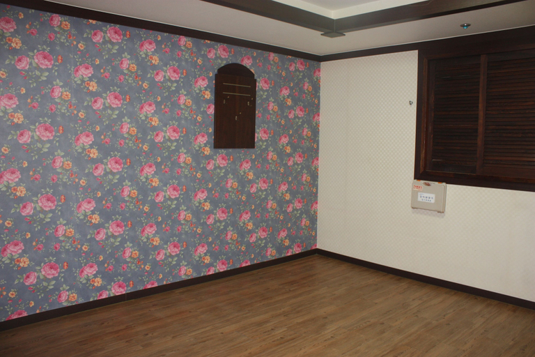 Others 4, Bali Motel, Gongju
