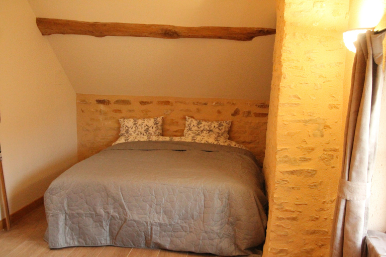 Bedroom 2, Au coq des bois, Yonne