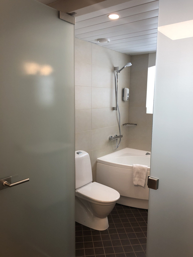 Bathroom 3, City Hotel Tallinn by Unique Hotels, Tallinn