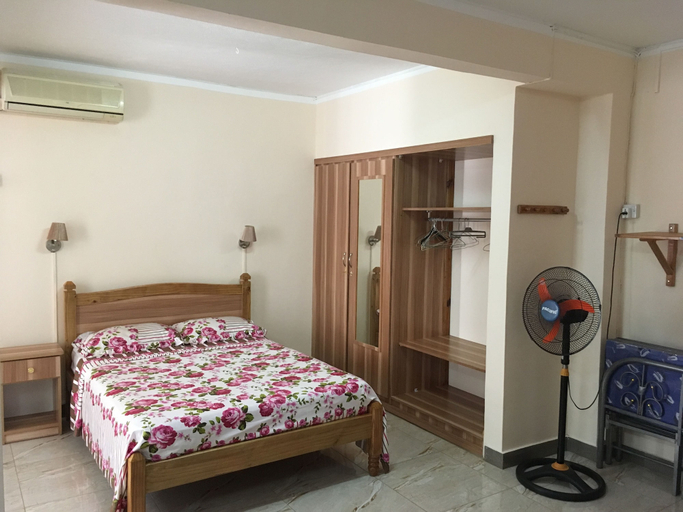 Bedroom 3, Pereybere Beach Apartments