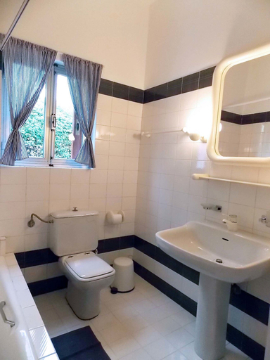 Bathroom 4, Glyfada Spacious Apartment Garden, Attica