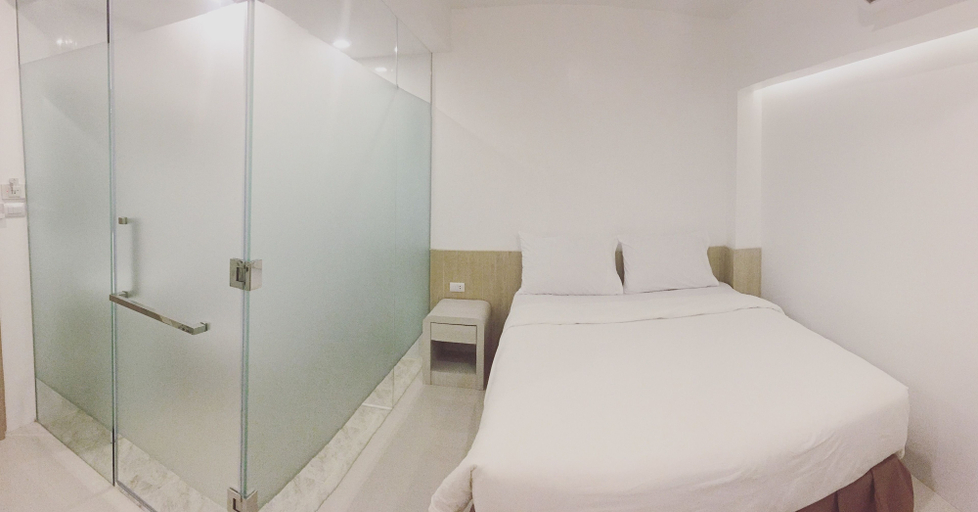 Bedroom 4, SnoozZotel, Pattaya