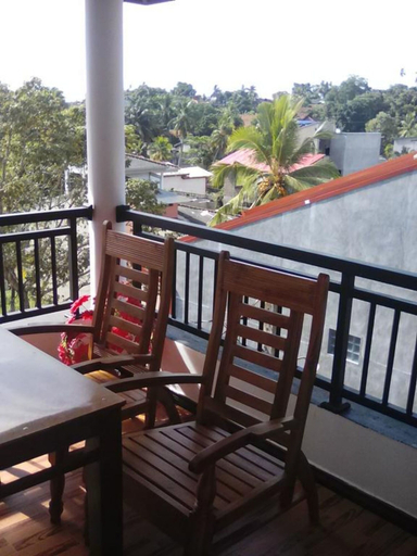 Others 4, Villa Aurora, Matara Four Gravets