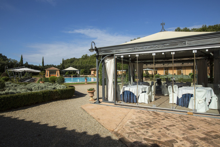 Exterior & Views 2, Hotel Il Piccolo Castello, Siena