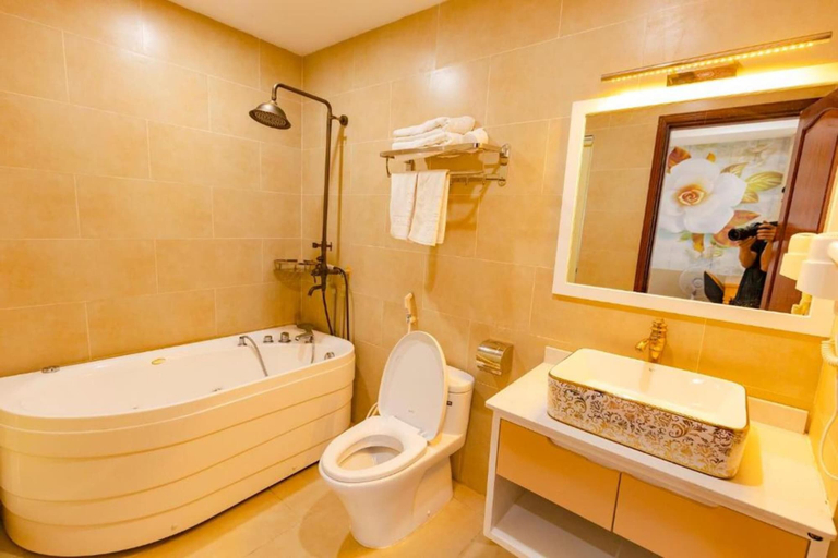 Bathroom 4, Hoa Vien Hotel - Suoi khoang Kim Boi, Kim Bôi