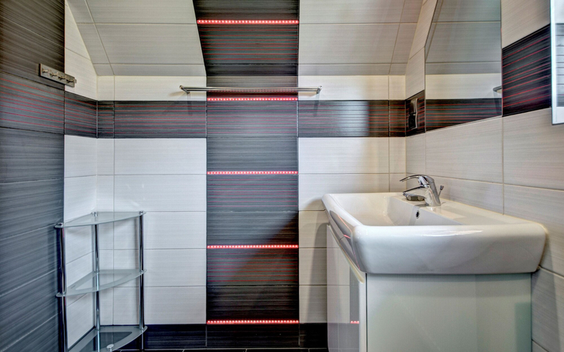 Bathroom 3, Osada Harenda, Tatra