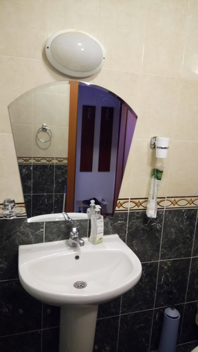 Bathroom 4, The Art Quarter, Plovdiv