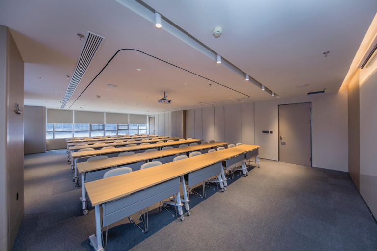 Business Facilities 12
