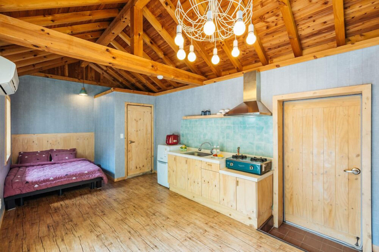 Room 4, Haeorum Pension, Gapyeong