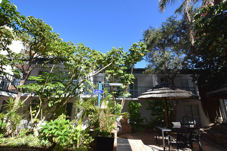 Exterior & Views 2, West Beach Lagoon 213 - Quite corner unit, Stirling