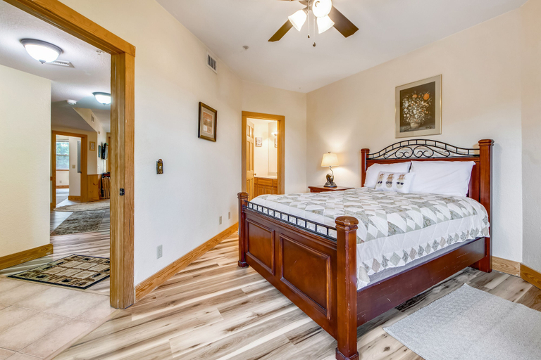 Bedroom 3, Splendid Choice 3108, Sevier