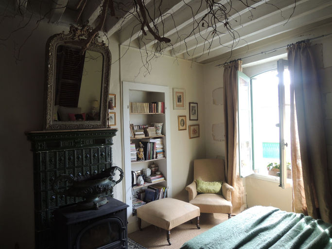 Bedroom 2, Chambre d'hôtes Les Volets Verts, Indre