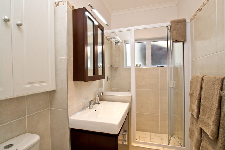 Bathroom 4, D 3 Sea Lodge, eThekwini