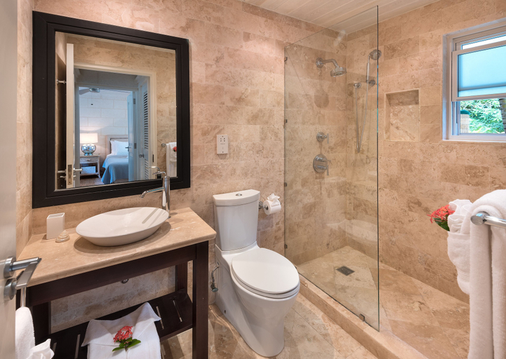 Bathroom, Bluff Cottage by Altman