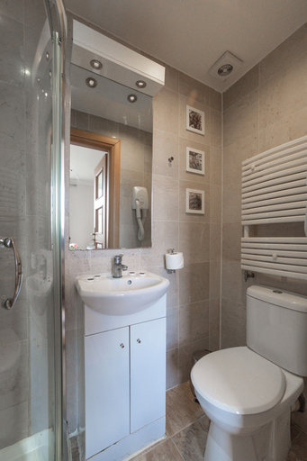 Bathroom 4, New Kent Apartments, London