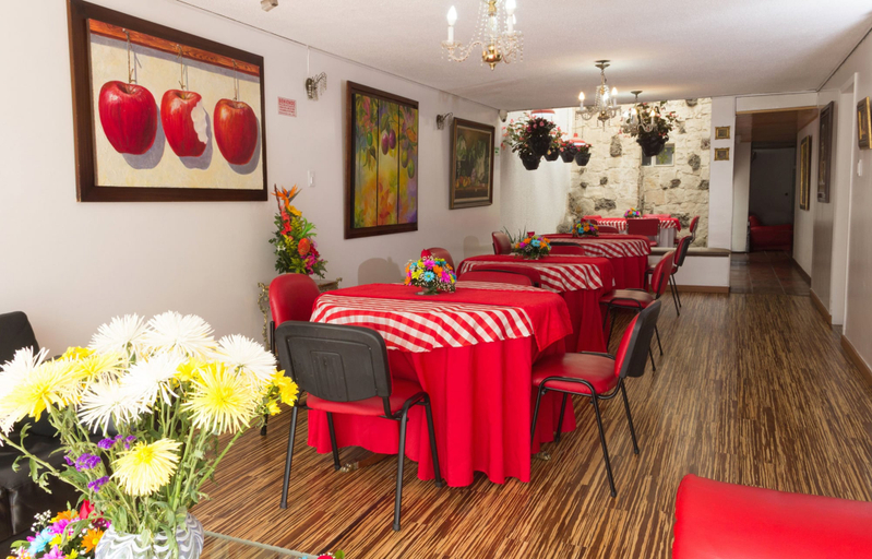 Food & Drinks, CM House - Hotel Moreno, Santafé de Bogotá