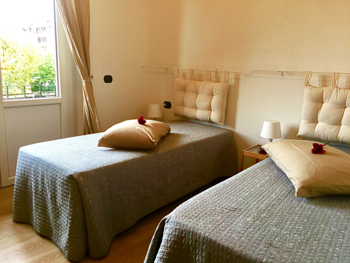Bedroom 3, Rho Gloria 2, Milano