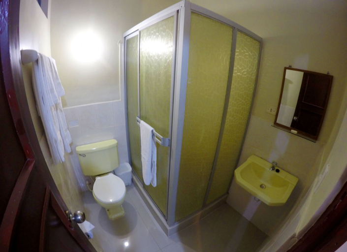Bathroom 4, Hotel Tarapoto Inn, San Martín