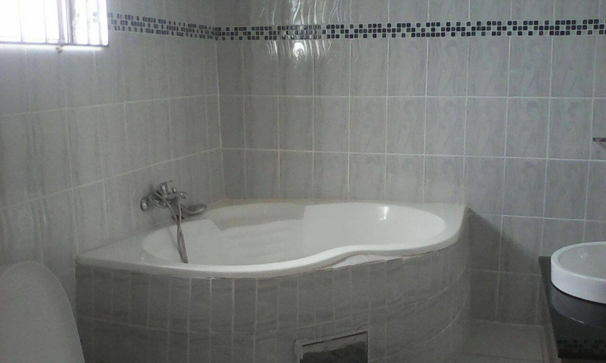 Bathroom 5, Strand Meadows, Gaborone