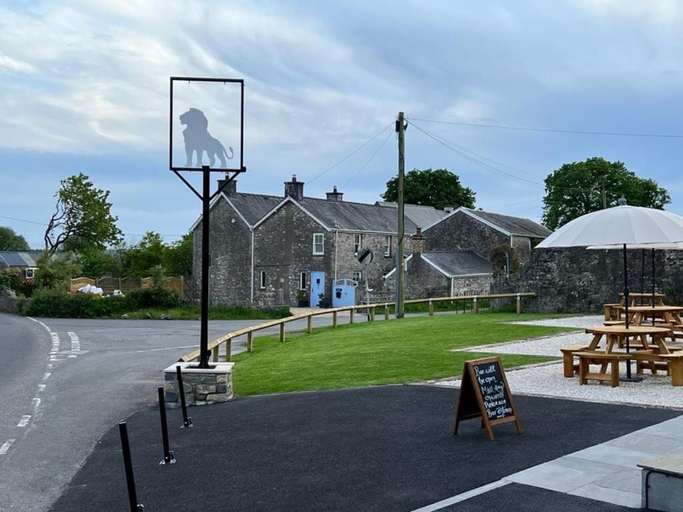 Exterior & Views 2, The White Lion, Vale of Glamorgan