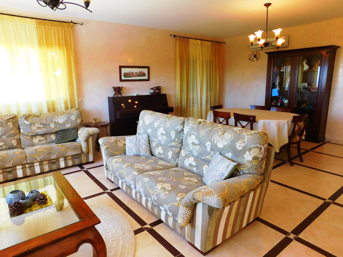 Others 5, Villa Bella Vista - A131, Girona